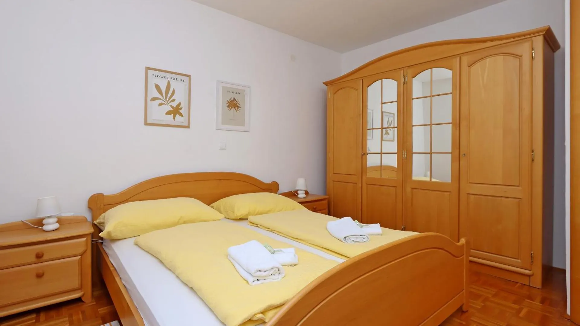 Apartments With A Parking Space Kostrena, Rijeka - 23422 קרואטיה