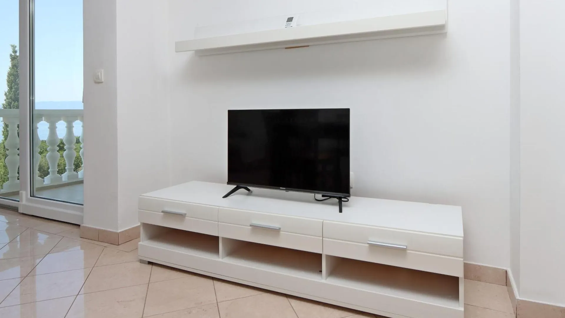 Apartments With A Parking Space Kostrena, Rijeka - 23422 0*, קוסטרנה קרואטיה