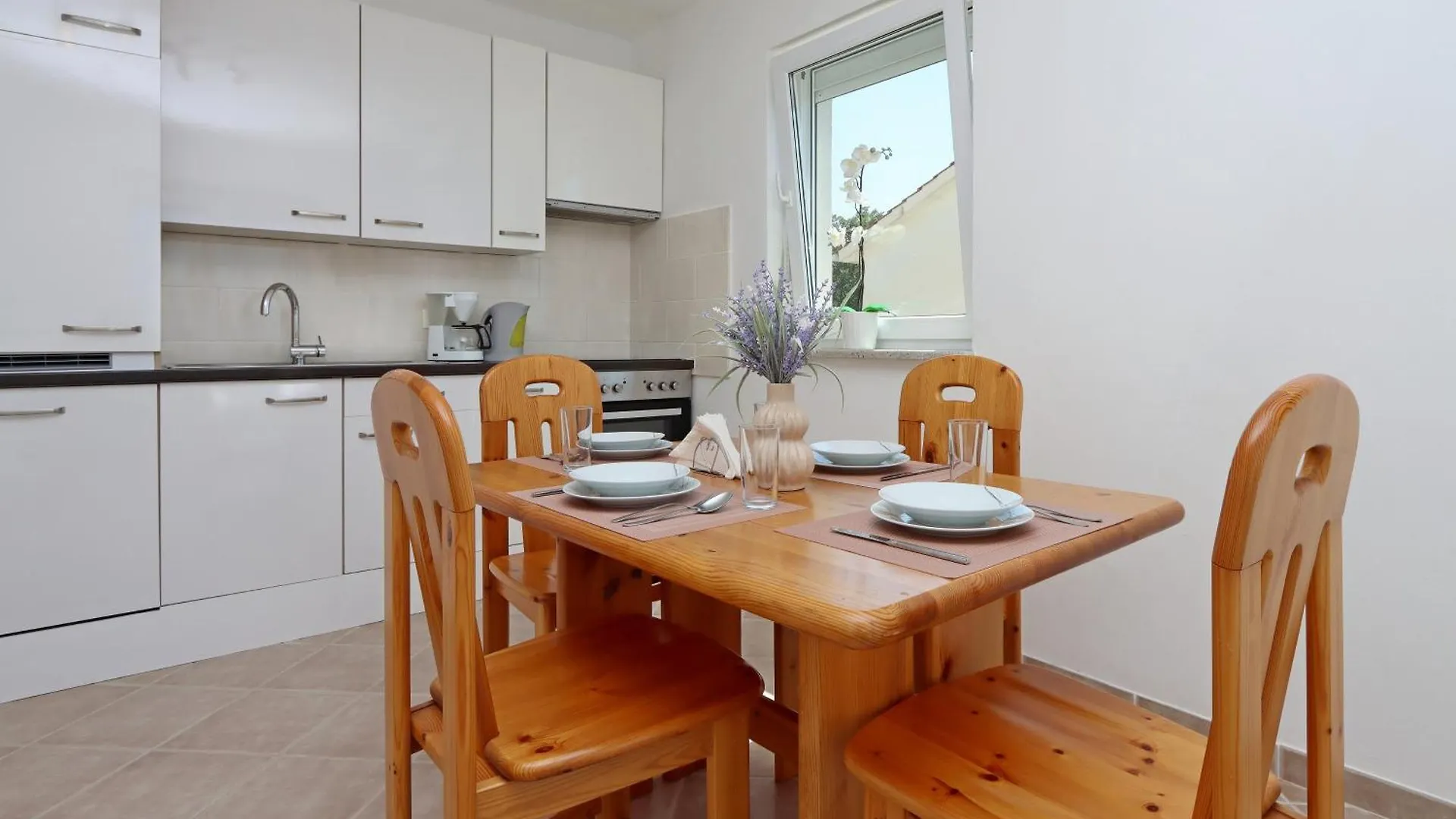 Apartments With A Parking Space Kostrena, Rijeka - 23422 코스트레나