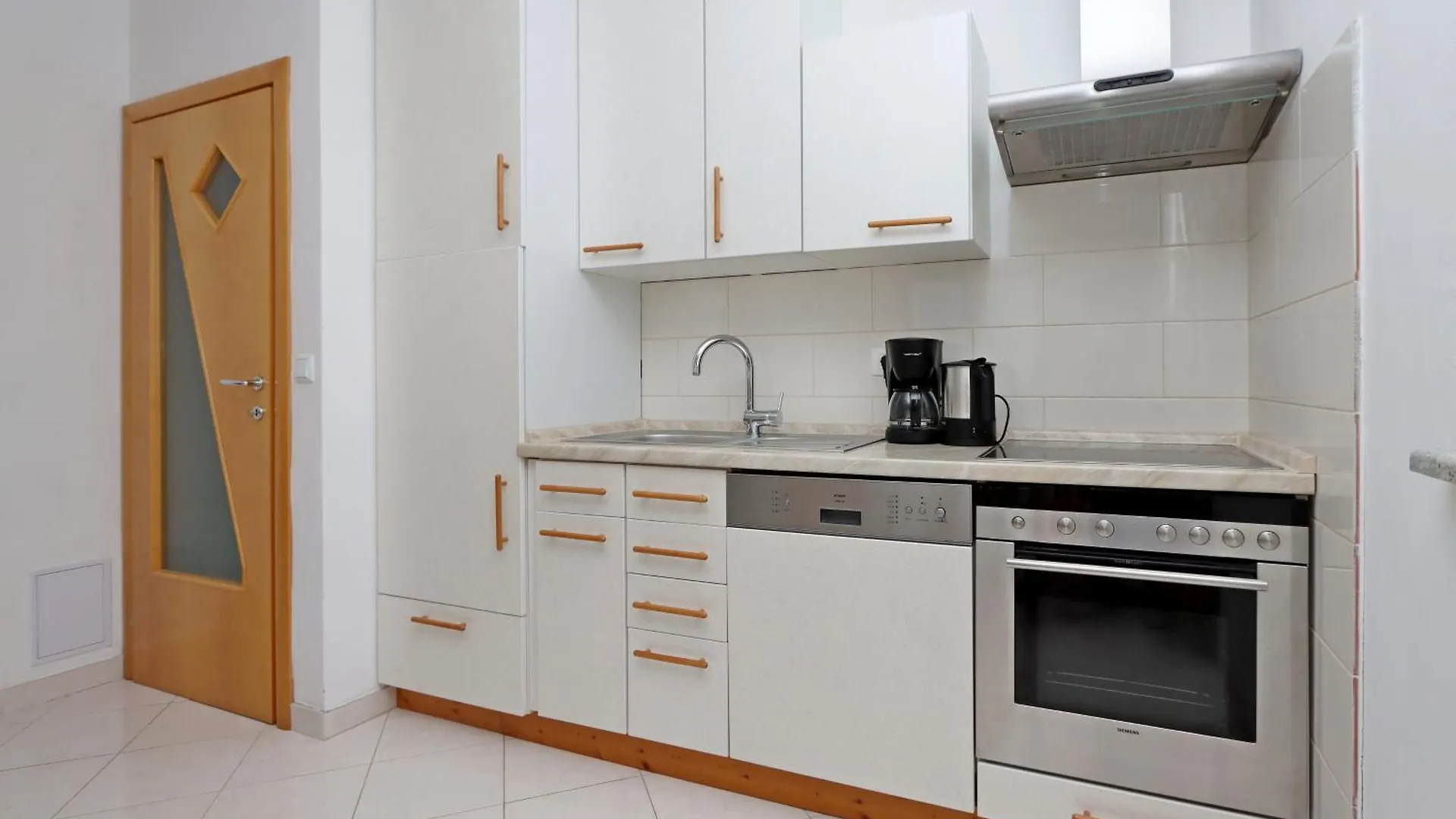 Apartments With A Parking Space Kostrena, Rijeka - 23422