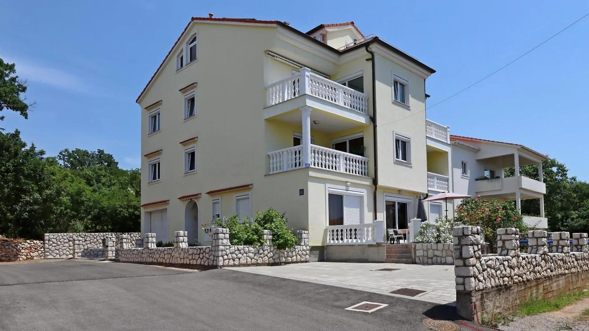 Apartments With A Parking Space Kostrena, Rijeka - 23422